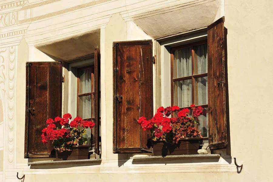 Hotel Chesa Staila La Punt-Chamues-ch Εξωτερικό φωτογραφία
